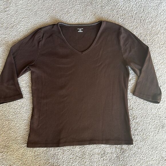 St.John’s Bay Petite Classic Tee! - Picture 4 of 9
